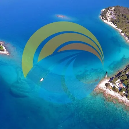 Fuer 4 Personen Ca 33 Qm In Rovinj, Istrien Istrische Riviera Appartement *