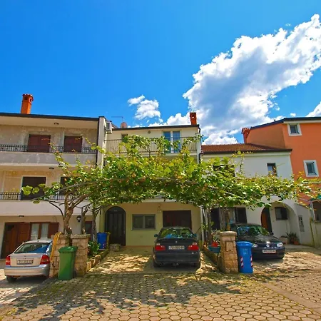 Fuer 4 Personen Ca 33 Qm In Rovinj, Istrien Istrische Riviera Apartment Rovinj
