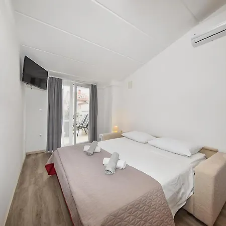 Fuer 4 Personen Ca 33 Qm In Rovinj, Istrien Istrische Riviera Apartment Rovinj